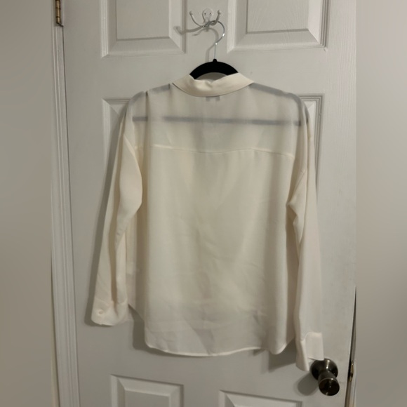 {EXPRESS} cream blouse NWT - Picture 3 of 5